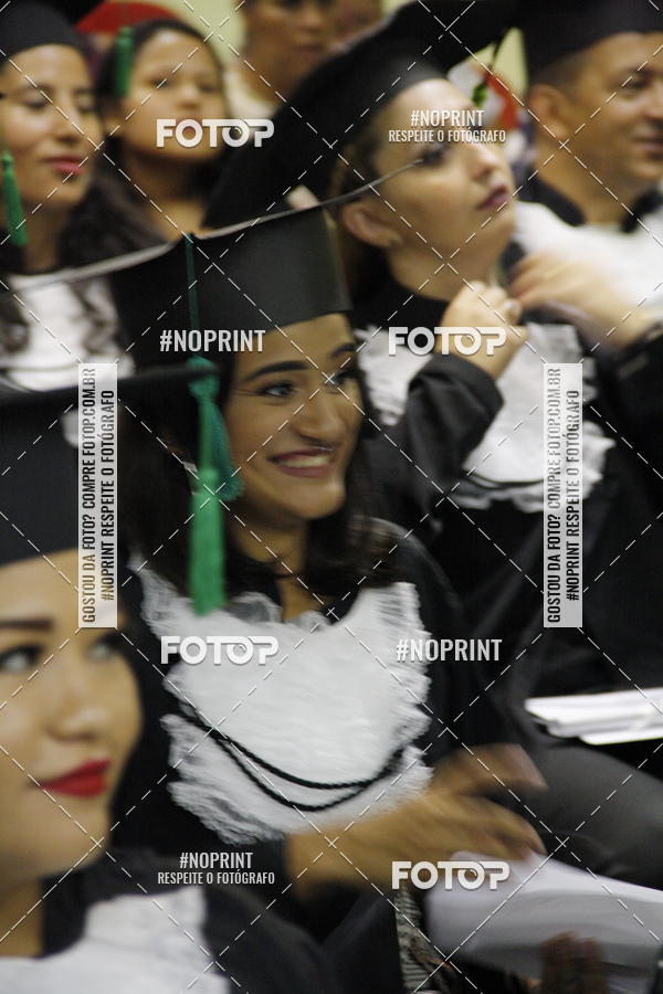 Buy your photos of the eventFormandos Cruz Vermelha on Fotop