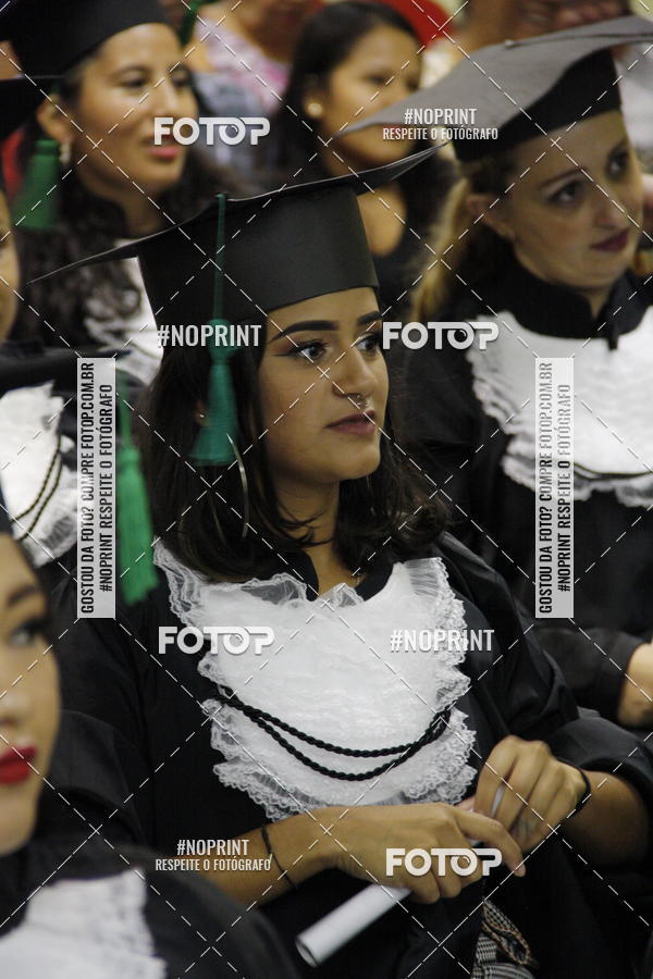 Buy your photos of the eventFormandos Cruz Vermelha on Fotop