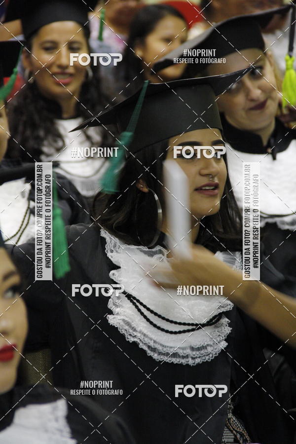 Buy your photos of the eventFormandos Cruz Vermelha on Fotop