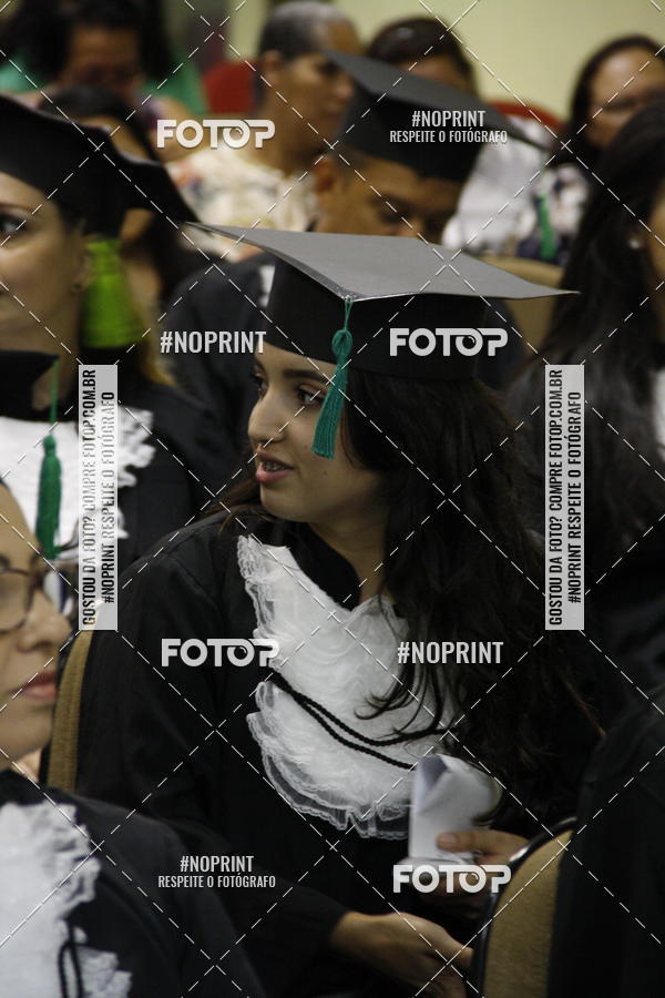 Buy your photos of the eventFormandos Cruz Vermelha on Fotop