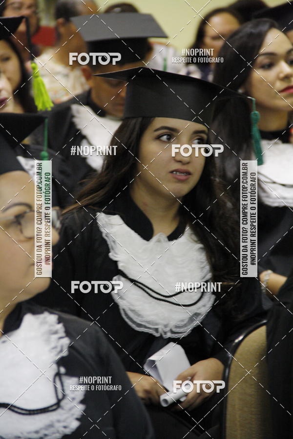 Buy your photos of the eventFormandos Cruz Vermelha on Fotop