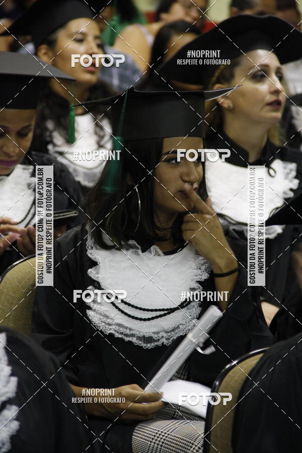 Buy your photos of the eventFormandos Cruz Vermelha on Fotop