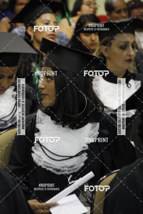 Buy your photos of the eventFormandos Cruz Vermelha on Fotop