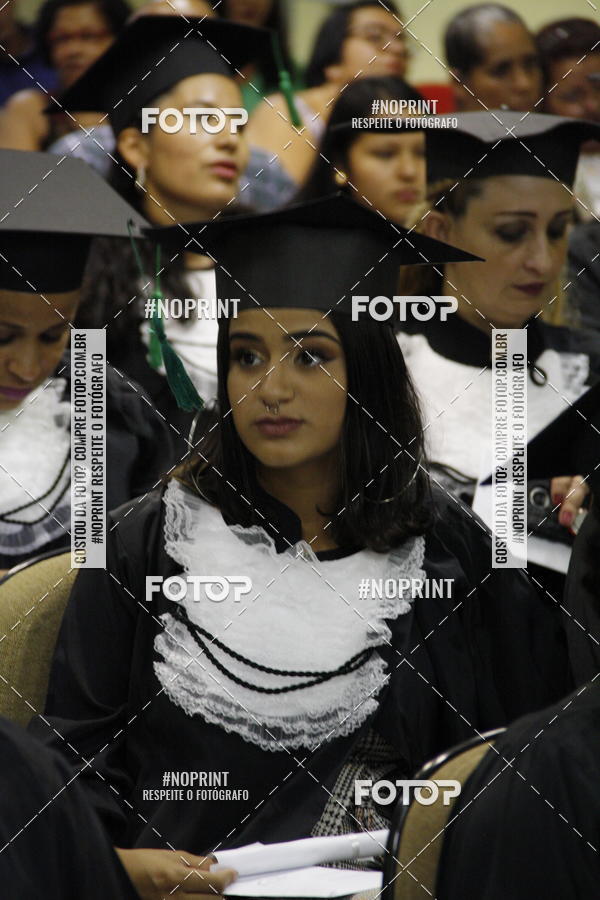 Buy your photos of the eventFormandos Cruz Vermelha on Fotop