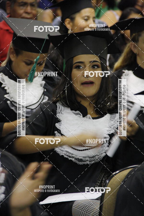 Buy your photos of the eventFormandos Cruz Vermelha on Fotop