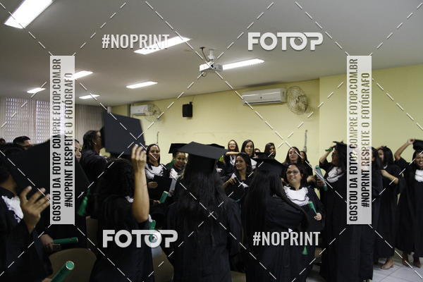 Buy your photos of the eventFormandos Cruz Vermelha on Fotop