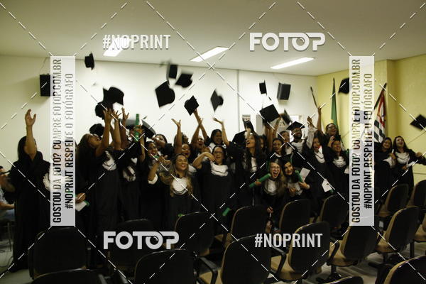 Buy your photos of the eventFormandos Cruz Vermelha on Fotop