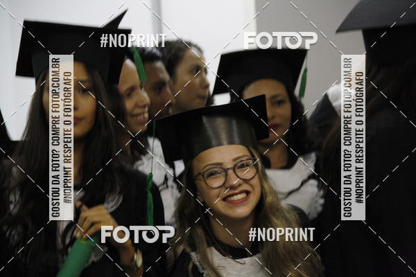 Buy your photos of the eventFormandos Cruz Vermelha on Fotop