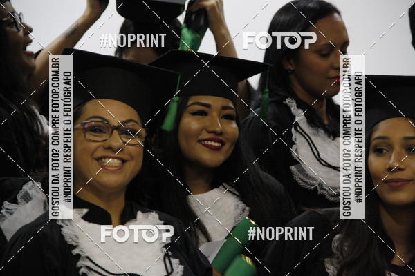 Buy your photos of the eventFormandos Cruz Vermelha on Fotop