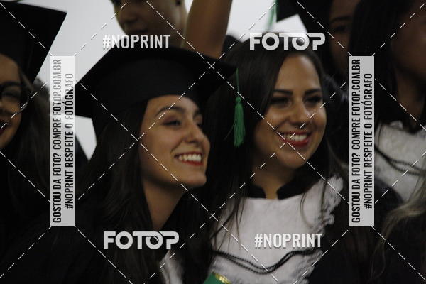 Buy your photos of the eventFormandos Cruz Vermelha on Fotop