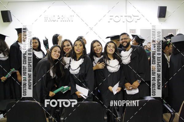 Buy your photos of the eventFormandos Cruz Vermelha on Fotop