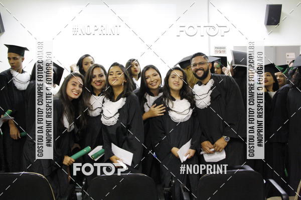 Buy your photos of the eventFormandos Cruz Vermelha on Fotop