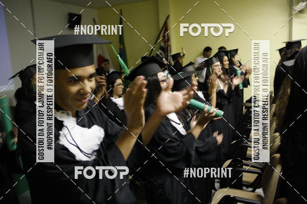 Buy your photos of the eventFormandos Cruz Vermelha on Fotop