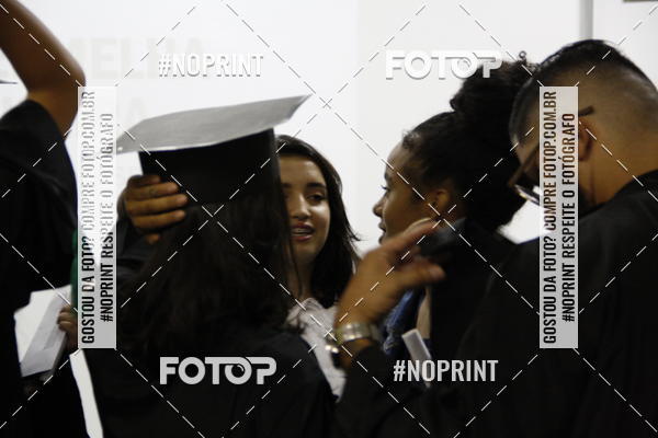 Buy your photos of the eventFormandos Cruz Vermelha on Fotop