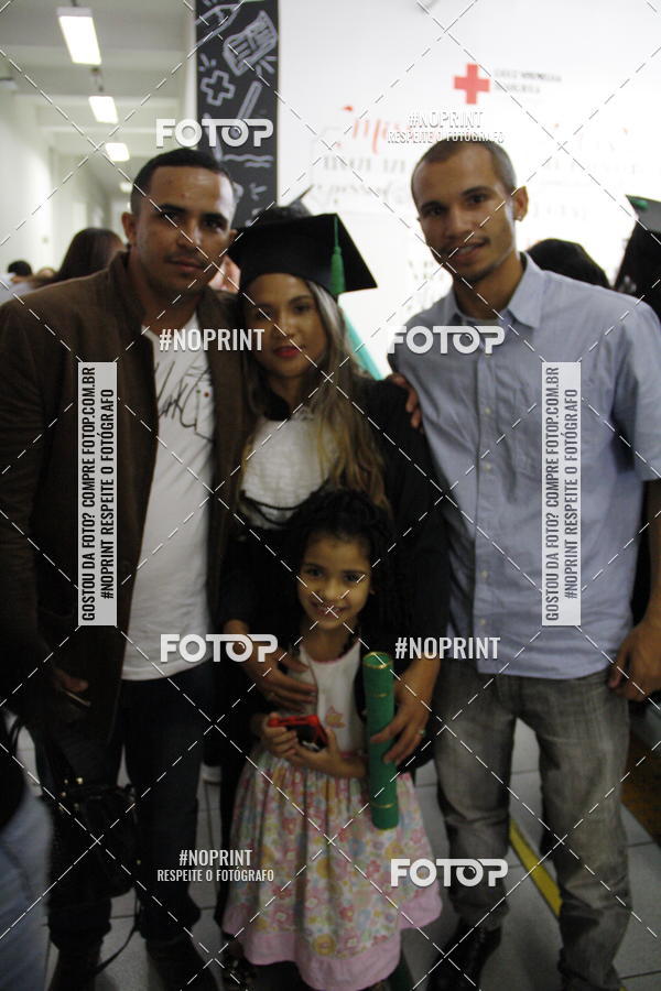 Buy your photos of the eventFormandos Cruz Vermelha on Fotop
