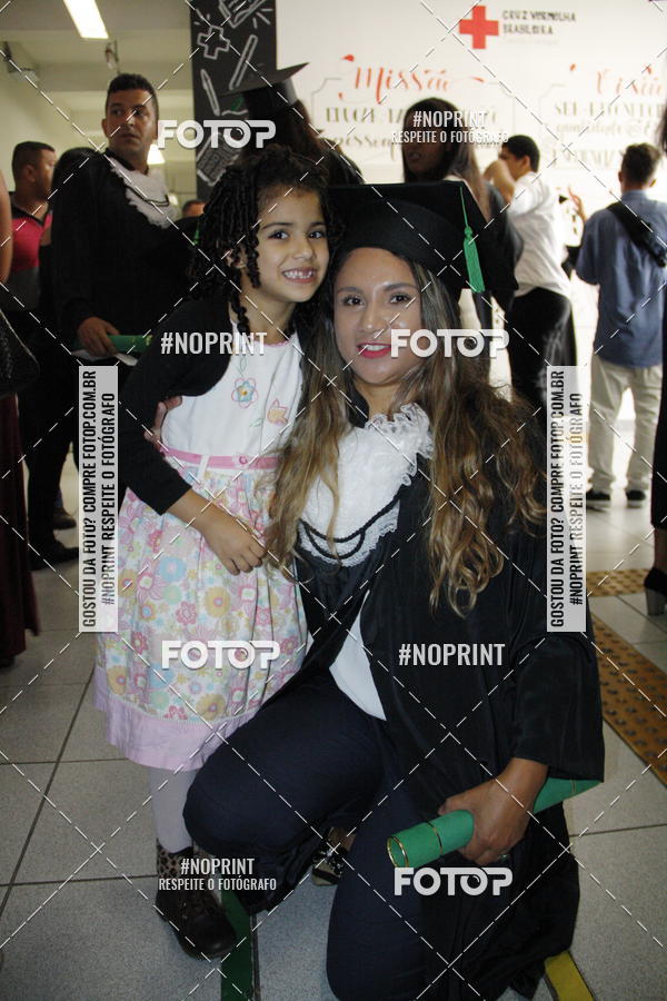 Buy your photos of the eventFormandos Cruz Vermelha on Fotop