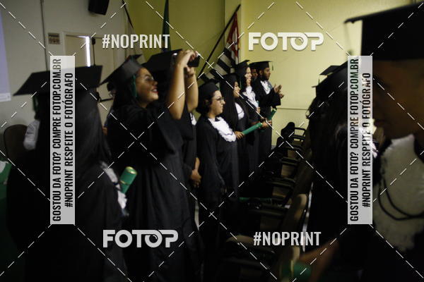 Buy your photos of the eventFormandos Cruz Vermelha on Fotop