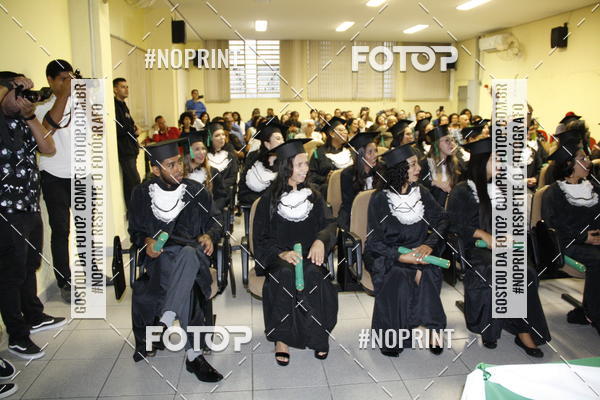 Buy your photos of the eventFormandos Cruz Vermelha on Fotop