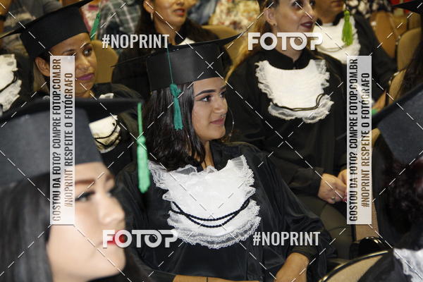 Buy your photos of the eventFormandos Cruz Vermelha on Fotop