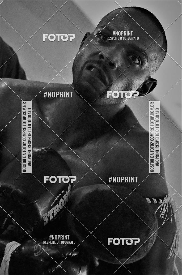 Buy your photos of the eventWAR Muay Thai Fight (10/03/2019) on Fotop