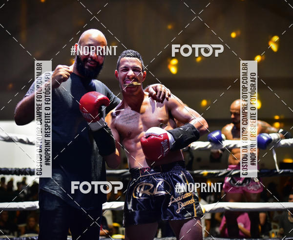 Buy your photos of the eventWAR Muay Thai Fight (10/03/2019) on Fotop