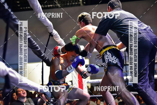 Buy your photos of the eventWAR Muay Thai Fight (10/03/2019) on Fotop