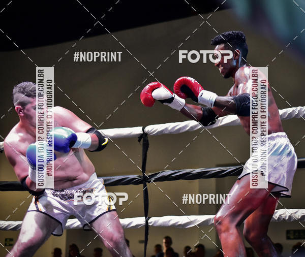 Buy your photos of the eventWAR Muay Thai Fight (10/03/2019) on Fotop