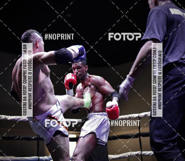 Buy your photos of the eventWAR Muay Thai Fight (10/03/2019) on Fotop