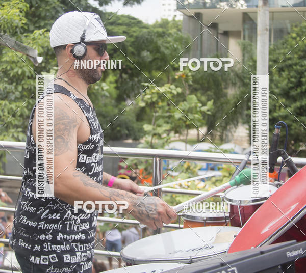Buy your photos of the eventCarnaval 2019 - Bloco Se Joga (09/03/2019) on Fotop