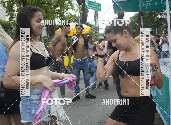 Buy your photos of the eventCarnaval 2019 - Bloco Se Joga (09/03/2019) on Fotop