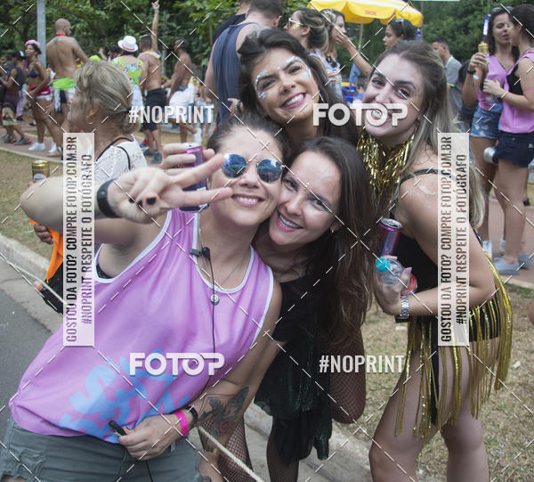 Buy your photos of the eventCarnaval 2019 - Bloco Se Joga (09/03/2019) on Fotop