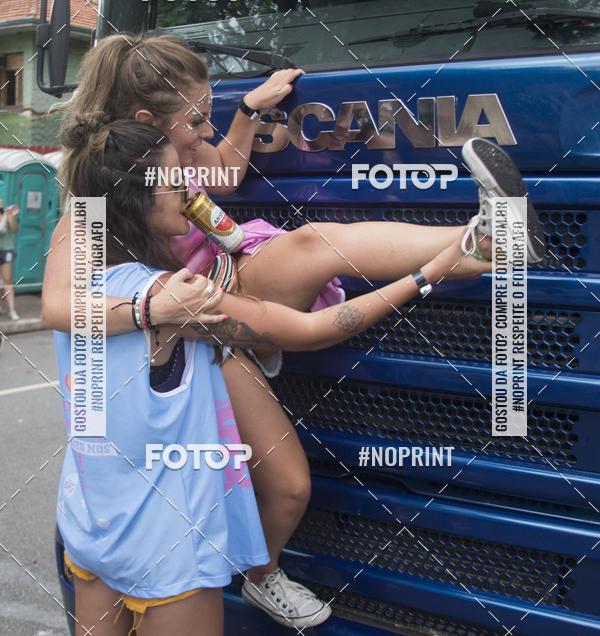 Buy your photos of the eventCarnaval 2019 - Bloco Se Joga (09/03/2019) on Fotop