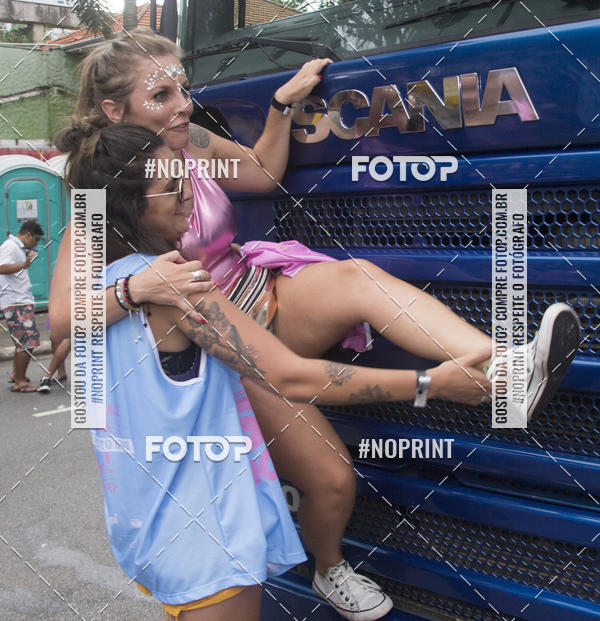 Buy your photos of the eventCarnaval 2019 - Bloco Se Joga (09/03/2019) on Fotop