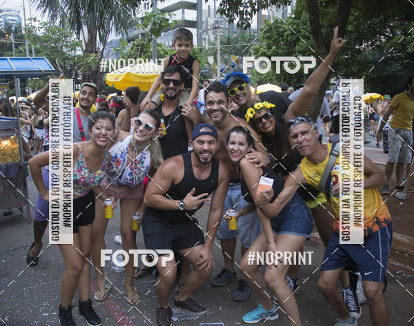 Buy your photos of the eventBloco de Carnaval Vou de Txi (10/03/2019) on Fotop