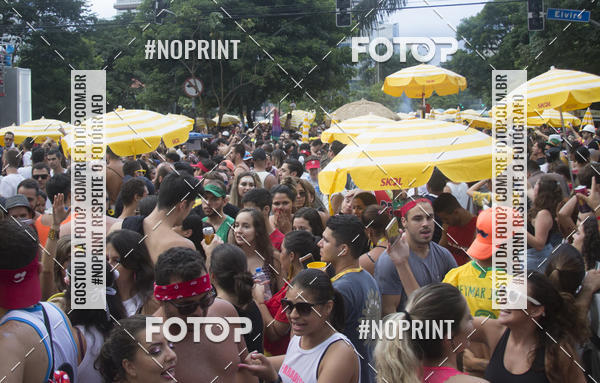 Buy your photos of the eventBloco de Carnaval Vou de Txi (10/03/2019) on Fotop