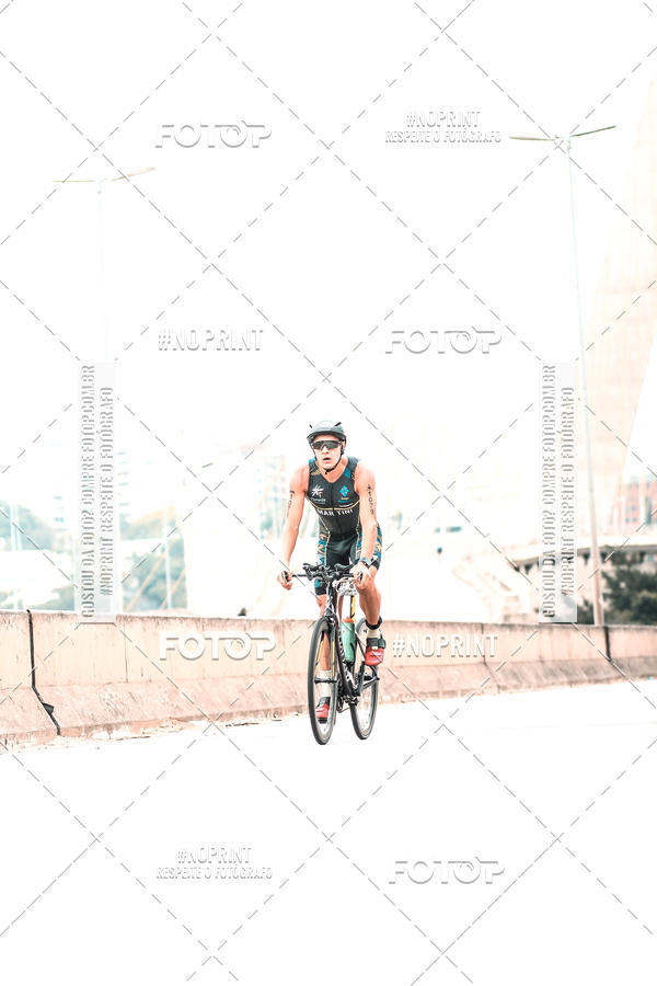 Buy your photos of the eventIRONMAN 70.3 SP 2019 on Fotop