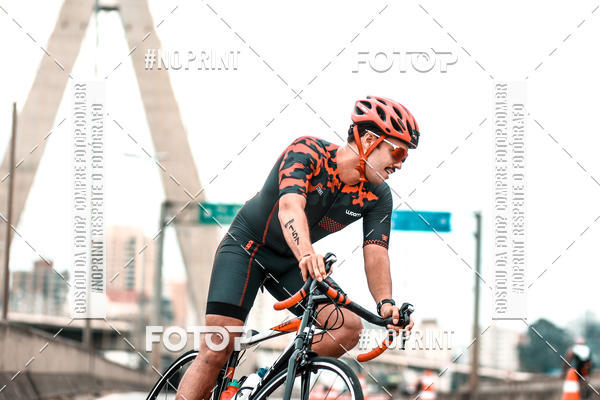 Buy your photos of the eventIRONMAN 70.3 SP 2019 on Fotop