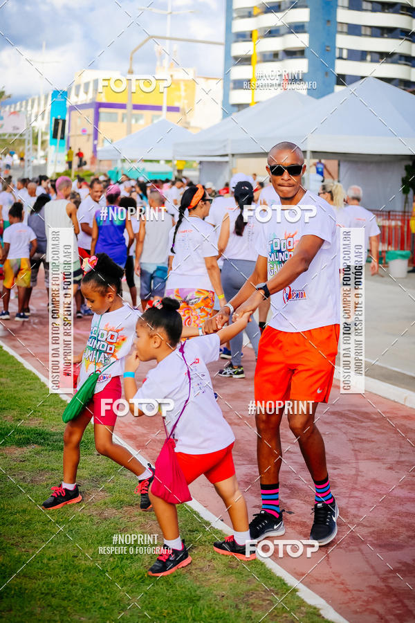 Acquista le foto dell'evento4� CORRIDA COLORIDA MARTAG�O GESTEIRA in Fotop