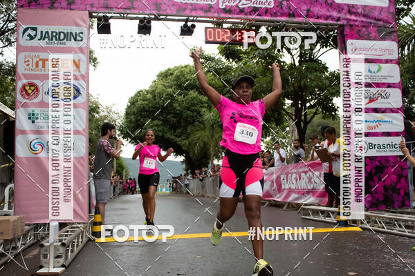 Buy your photos of the event7 Corrida elas de rosa on Fotop