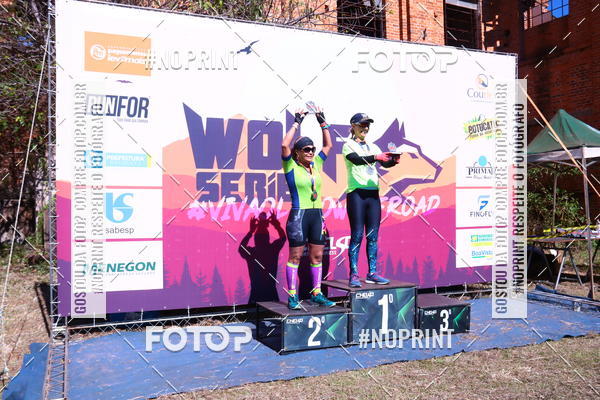 Achetez vos photos de l'vnementWolf Series - Botucatu sur Fotop