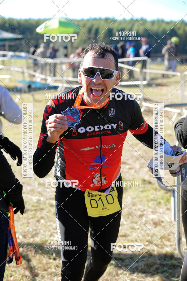 Achetez vos photos de l'vnementWolf Series - Botucatu sur Fotop