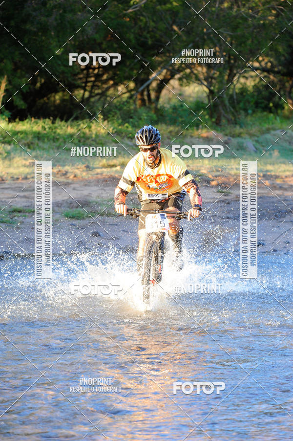 Achetez vos photos de l'vnementWolf Series - Botucatu sur Fotop