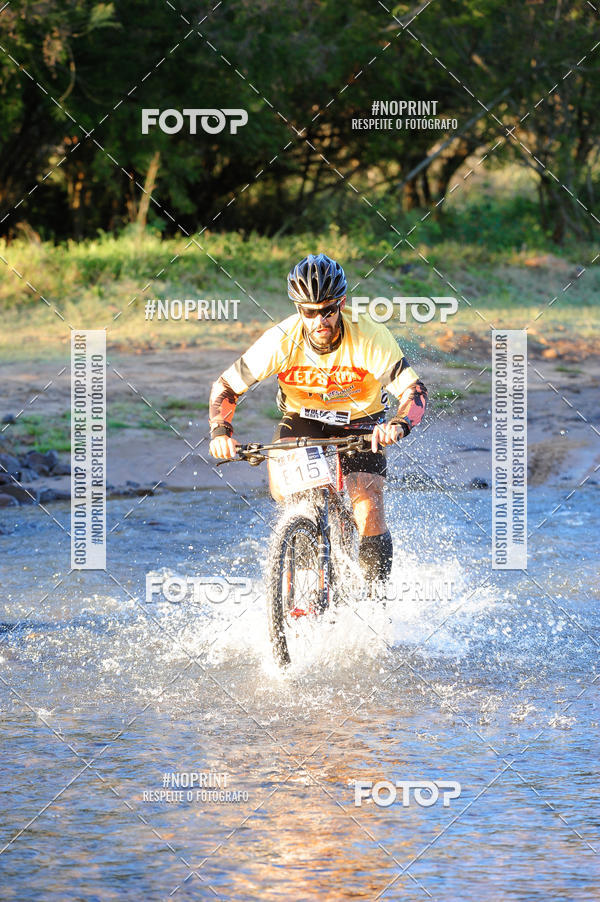 Achetez vos photos de l'vnementWolf Series - Botucatu sur Fotop