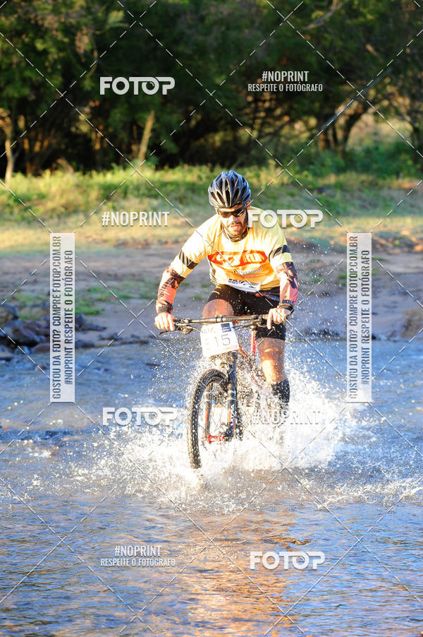 Achetez vos photos de l'vnementWolf Series - Botucatu sur Fotop