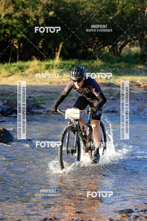 Achetez vos photos de l'vnementWolf Series - Botucatu sur Fotop