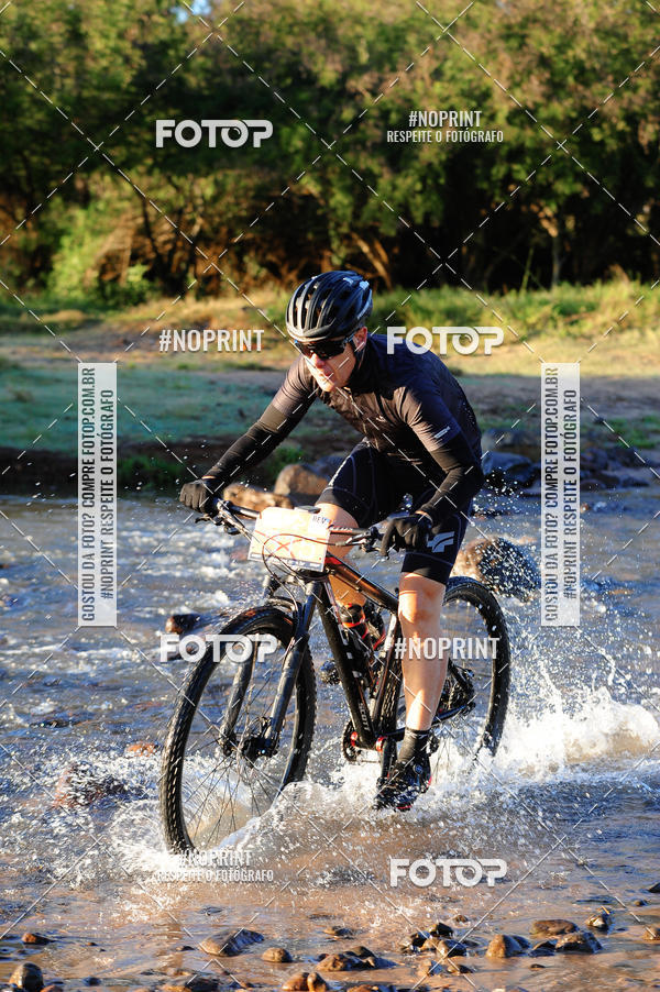 Achetez vos photos de l'vnementWolf Series - Botucatu sur Fotop