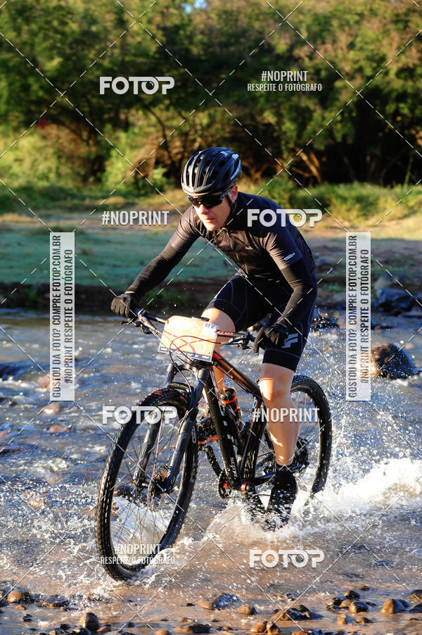 Achetez vos photos de l'vnementWolf Series - Botucatu sur Fotop