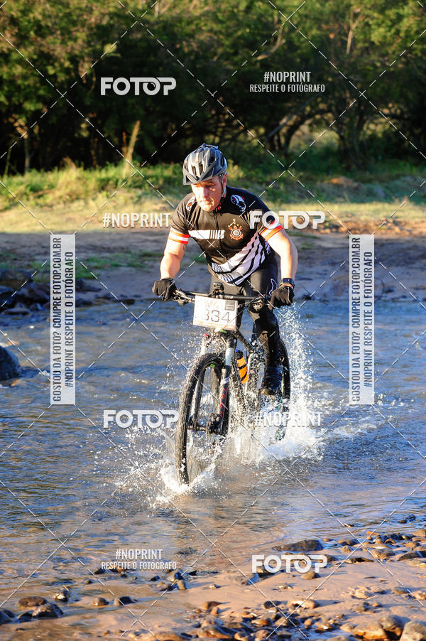 Achetez vos photos de l'vnementWolf Series - Botucatu sur Fotop