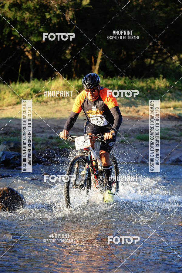 Achetez vos photos de l'vnementWolf Series - Botucatu sur Fotop