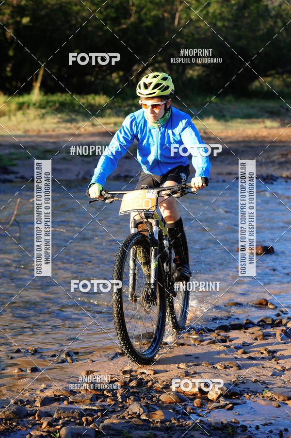 Achetez vos photos de l'vnementWolf Series - Botucatu sur Fotop